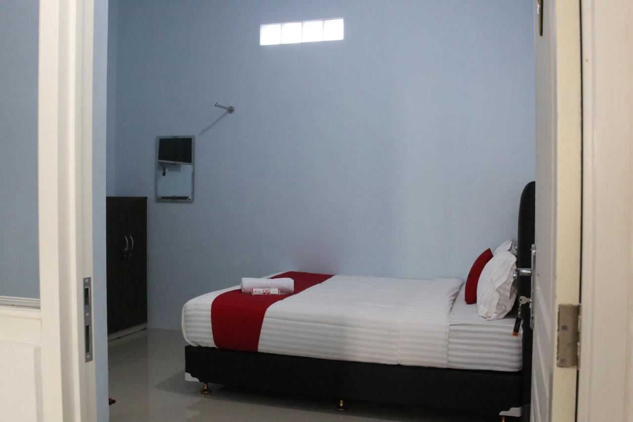 Reddoorz Syariah Near Suncity Mall Madiun Exterior foto